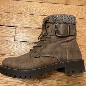 Cliffs by White Mountain-Mentor Bootie, 8M